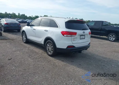 2016 Kia Sorento 3.3L Lx из США, поврежденный, VIN 5XYPGDA52GG014353